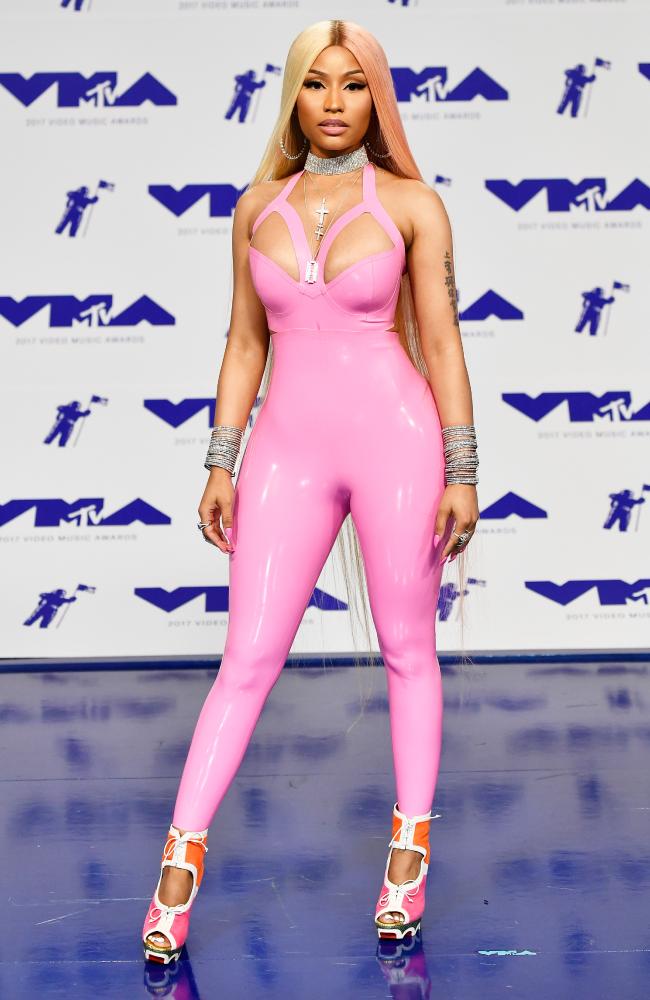Should Nicki Minaj be held as a fashion icon?