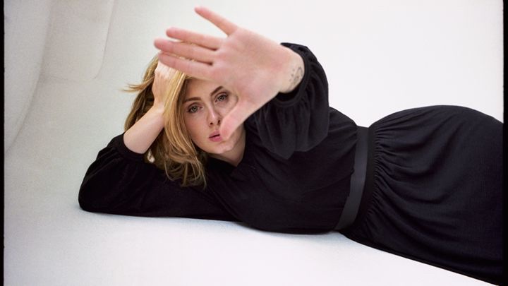 Adele-Rolling-Stone-November-2015-Cover02